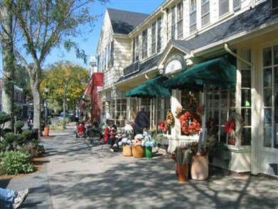 68 Queen St, Falmouth, MA 02540 - photo 4