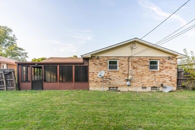 1683 Coronet Dr, Columbus, OH 43224 - photo 6