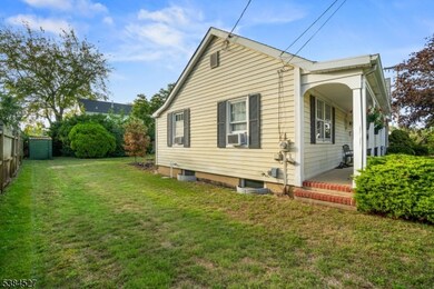 709 Albert E Clifton Ave, Point Pleasant Boro, NJ 08742 - photo 4