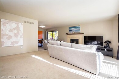 Freshly painted; light & bright LR