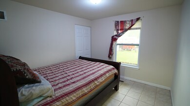 1504 Amarillo Dr, Carpentersville, IL 60110 - photo 7