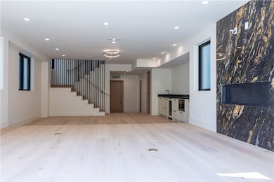 404 16th St, Manhattan Beach, CA 90266 - photo 2