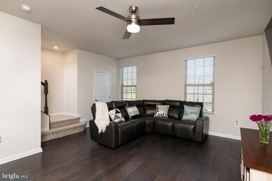 7841 Chanceford Dr, Hanover, MD 21076 - photo 2