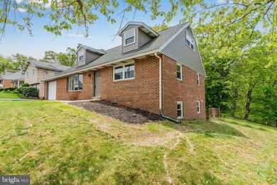 113 Sharon Rd, Enola, PA 17025 - photo 3