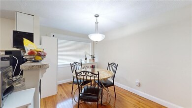 216 School St unit 4, Pawtucket, RI 02860 - photo 4