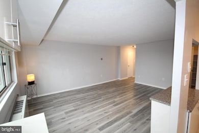 Park Place Condominium unit 1118, Alexandria, VA 22302 - photo 6