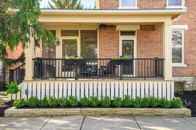 03-519 E Sycamore St-002