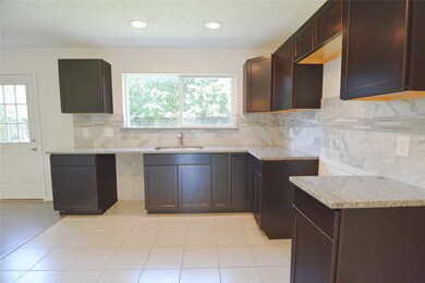 4211 Sloangate Dr, Spring, TX 77373 - photo 6