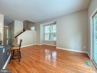 11451 Heritage Commons Way, Reston, VA 20194 - photo 4