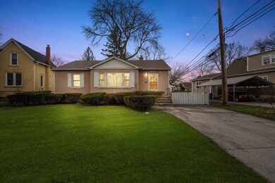 1084 S River Rd, Des Plaines, IL 60016 - photo 2