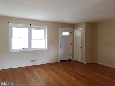 9750 Conmar Rd, Middle River, MD 21220 - photo 4