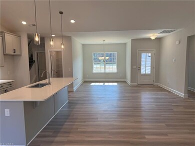 1509 Reese Ct unit 67, Burlington, NC 27217 - photo 4