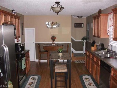 2257 Lucy Ln, Asheboro, NC 27205 - photo 5