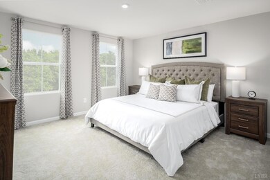 Similar to Photo - Owner's Suite