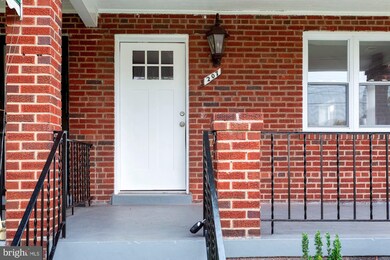 207 44th St NE, Washington, DC 20019 - photo 4