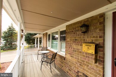 9800 Sudley Manor Dr, Manassas, VA 20109 - photo 2
