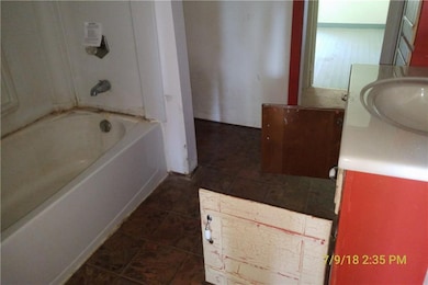 8174 N 325 W, Fountaintown, IN 46130 - photo 7