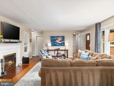 5938 6th St, Falls Church, VA 22041 - photo 3