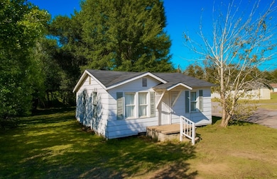 434 Foster Ave, Dawson, GA 39842 - photo 3