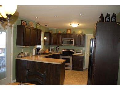 9195 N 200 W, Fountaintown, IN 46130 - photo 6