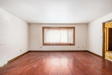 2091 Hidden Valley Dr, Crown Point, IN 46307 - photo 4