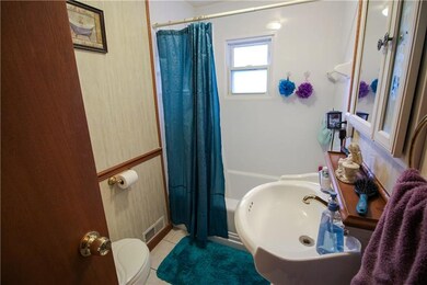 Main Bathroom