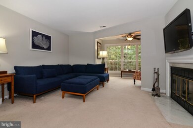 2217 Lovedale Ln unit C, Reston, VA 20191 - photo 3