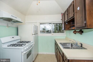 517 S Fairview St unit C, Riverside, NJ 08075 - photo 4