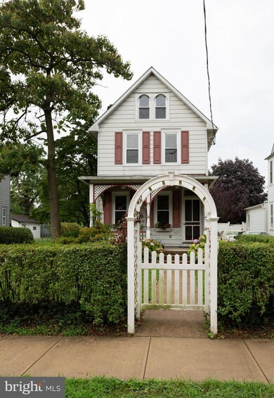 423 Leconey Ave, Palmyra, NJ 08065 - photo 5