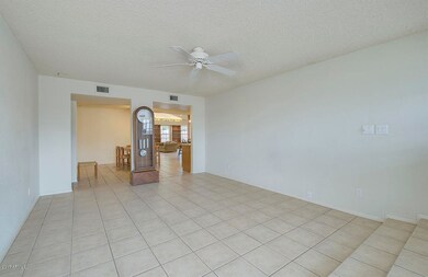 FRONT ROOM VIEW