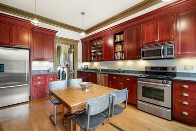 191 W Springfield St, Boston, MA 02118 - photo 2