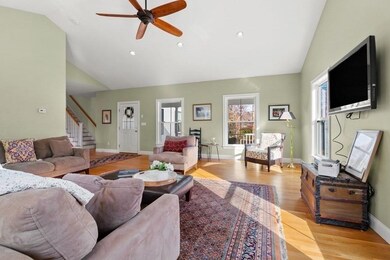 26 Maverick St, Marblehead, MA 01945 - photo 6