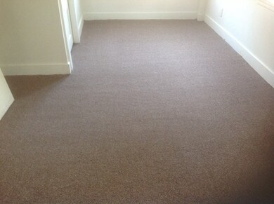 2 Hartford Ave N, Upton, MA 01568 - photo 5