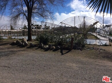 10001 Monte Vista Rd, Phelan, CA 92371 - photo 2