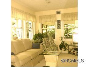 Wall of windows family room