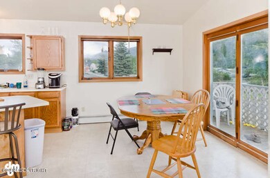 [photo 2232379] Apt 1 Dining Room