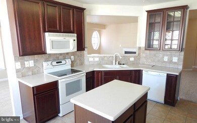 9710 Handerson Place unit 407, Manassas Park, VA 20111 - photo 7