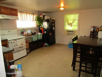 18 Benjamin St, Albany, NY 12202 - photo 5