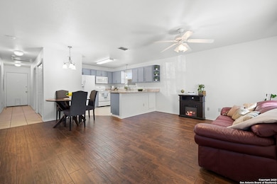 121 S Plant Ave unit 102, Boerne, TX 78006 - photo 7