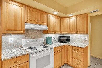 13414 Whispering Lakes Ln, West Palm Beach, FL 33418 - photo 5