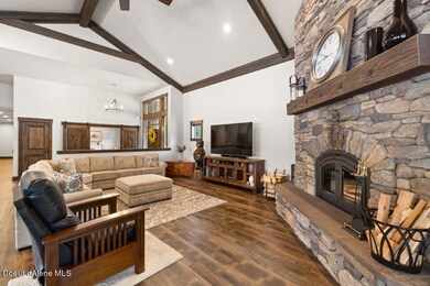 Vaulted Great Room