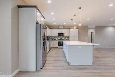 3607 Silver Leaf Ave, Mandan, ND 58554 - photo 5