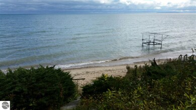 907 S Crescent Ave, Au Gres, MI 48703 - photo 6