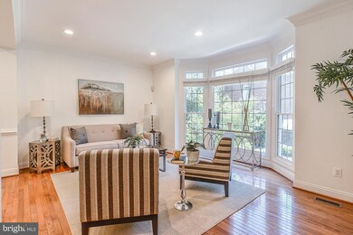 3091 Mckinnon Way, Oakton, VA 22124 - photo 5