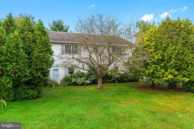 52 Winding Rd, Boyertown, PA 19512 - photo 2