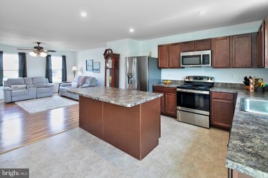 124 Ceritos Trail, Martinsburg, WV 25403 - photo 7