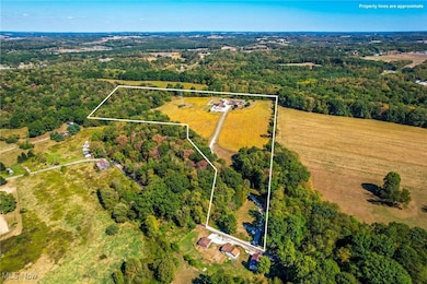 3044 Jasmine Rd NW unit 11, Carrollton, OH 44615 - photo 2