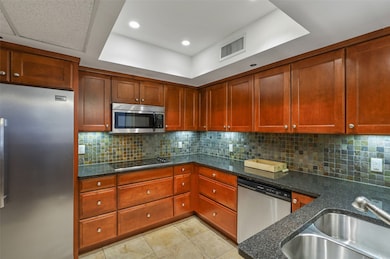 The Shelton unit 1102A, Dallas, TX 75225 - photo 6