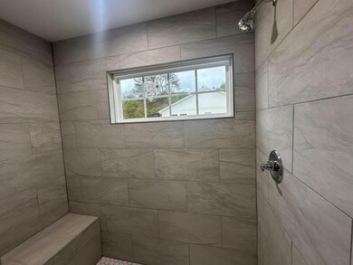 1205 N 1st St, Carbon Hill, AL 35549 - photo 5