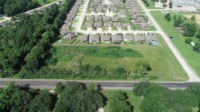 0 S Winfree unit 896568, Dayton, TX 77535 - photo 2